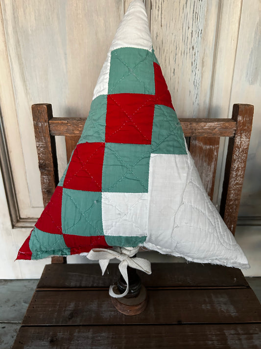 Vintage Quilt Bobbin Christmas Tree Red/Green5