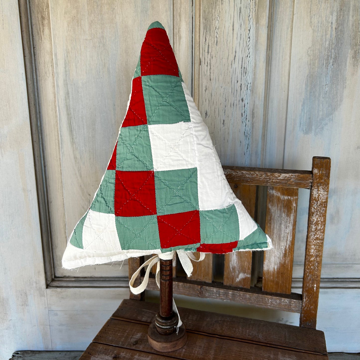 Vintage Quilt Bobbin Christmas Tree Red/Green5